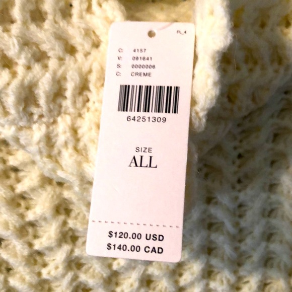 NWT Anthropologie Bell Sleeved Turtleneck Poncho One Size Cream - Picture 3 of 11